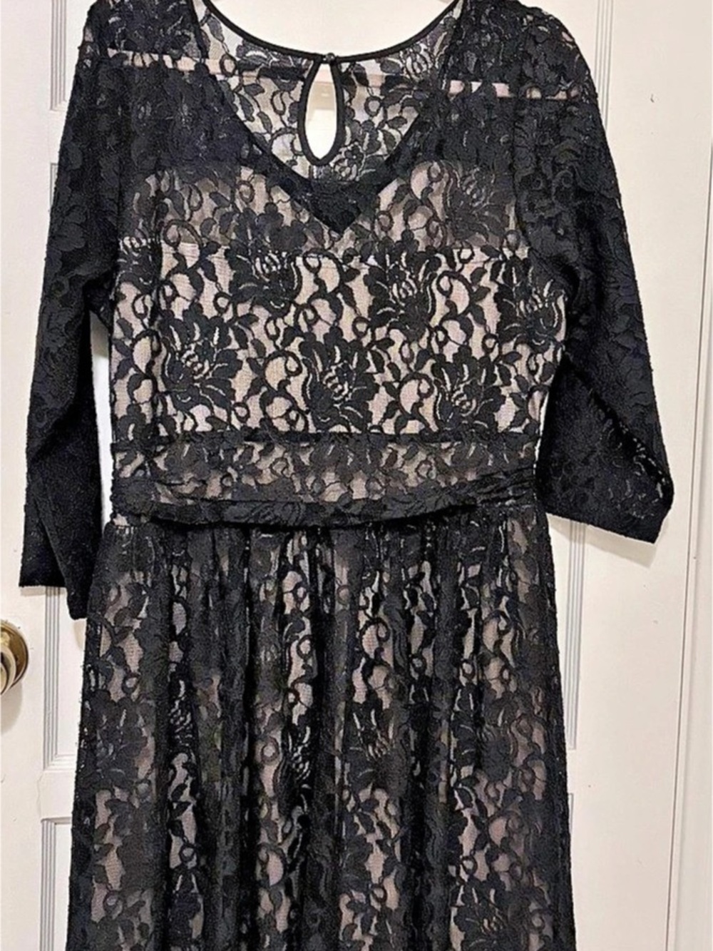LANE BRYANT Floral Lace Midi dress Size 16 Like New